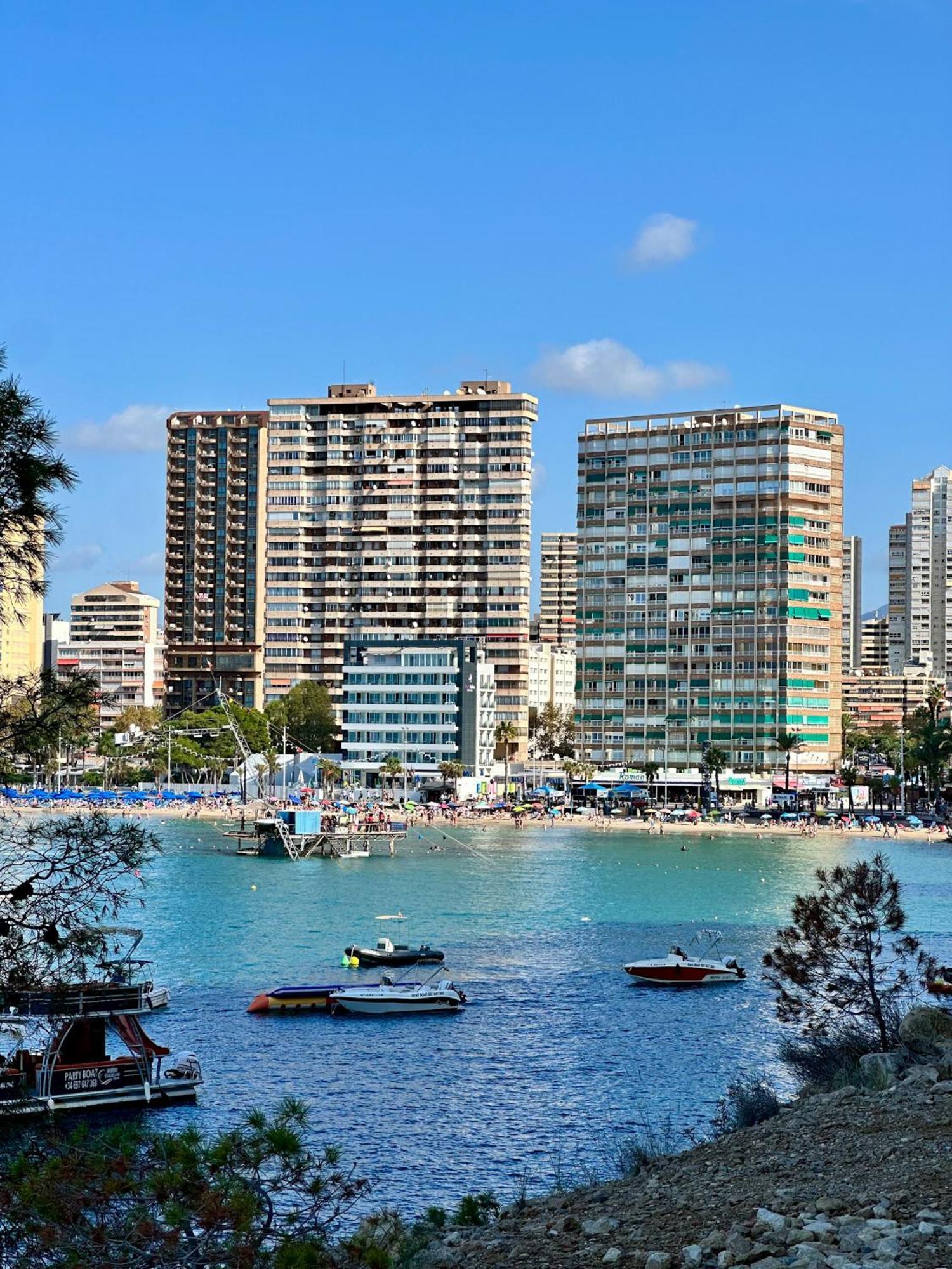 Gemelos 28 Balcon Al Mediterraneo Benidorm Eksteriør billede